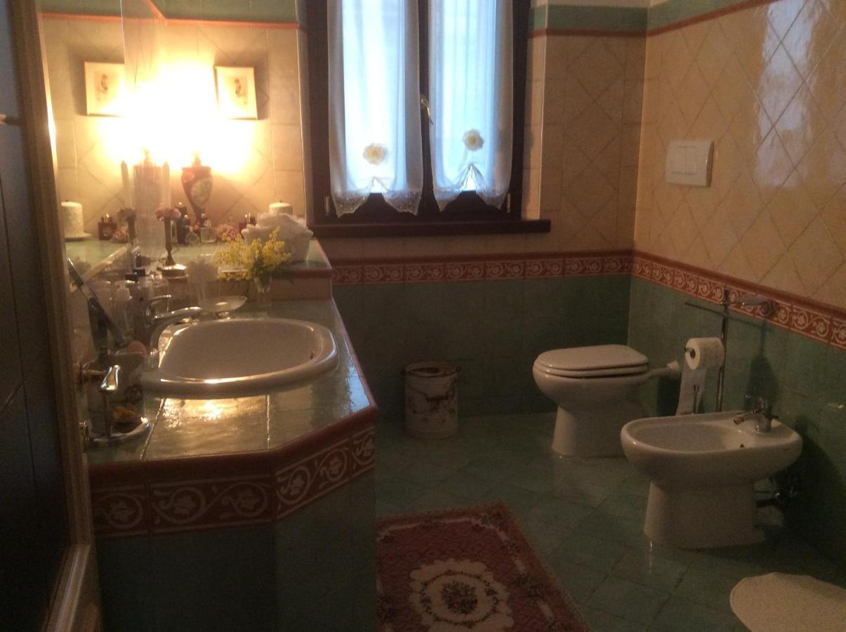 B&B Mikigio Mondavio Bagian luar foto