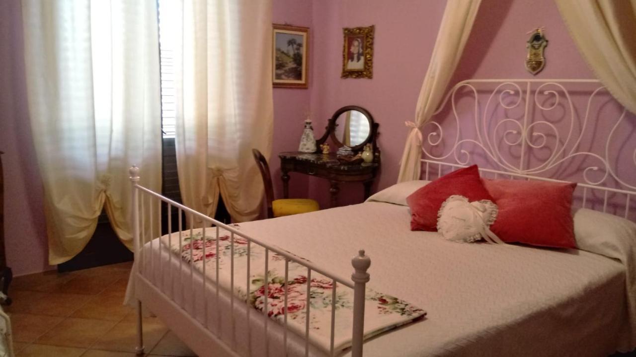 B&B Mikigio Mondavio Bagian luar foto